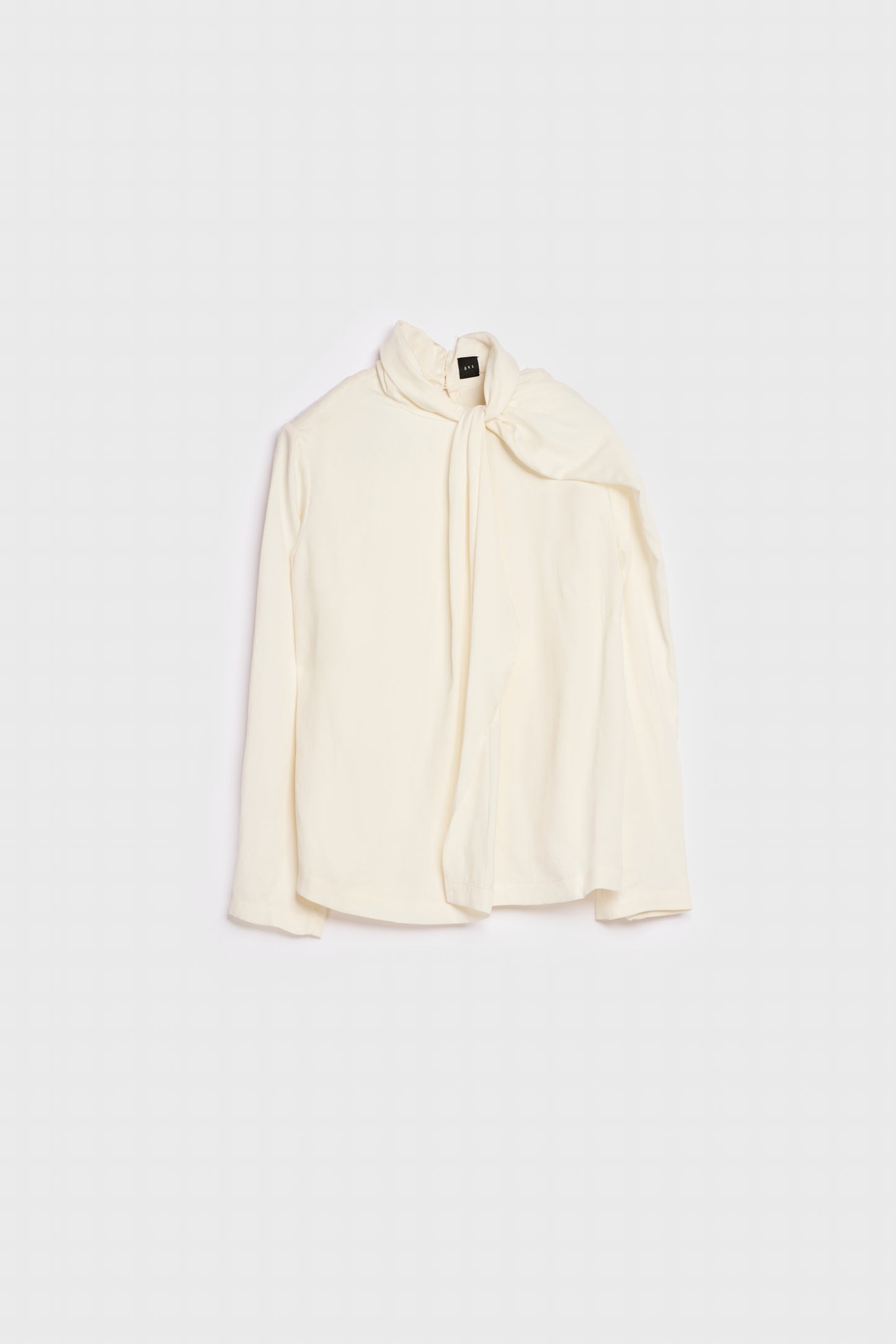 AKS LABEL International Hillevi blouse 03_Tops 9001 White