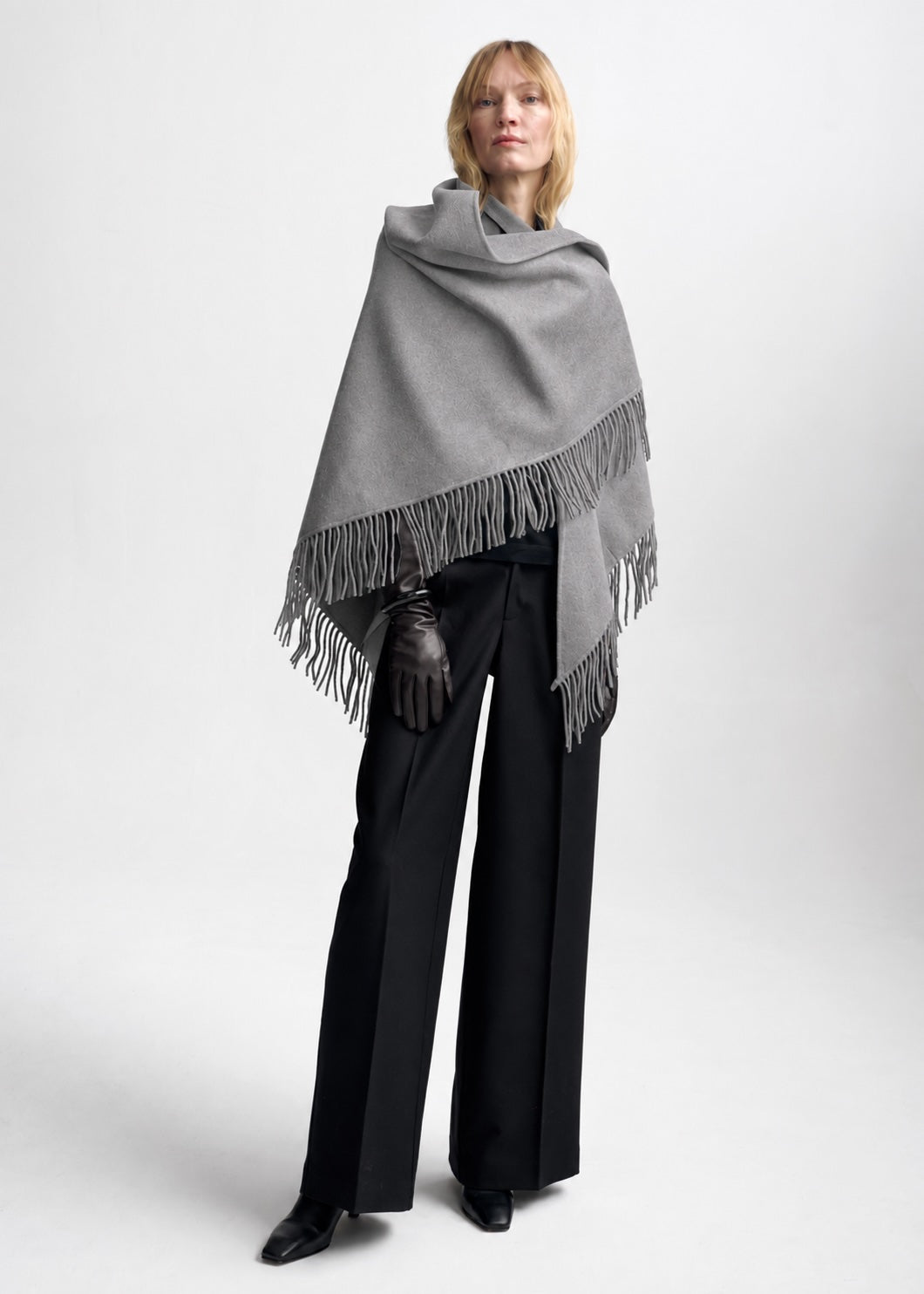 AKS LABEL International Alba Wool Scarf 09_Scarfs 9053 M. Grey Mel