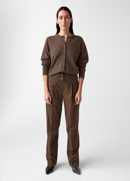 AKS LABEL International Charlie trouser 07_Trousers 8069 Espresso