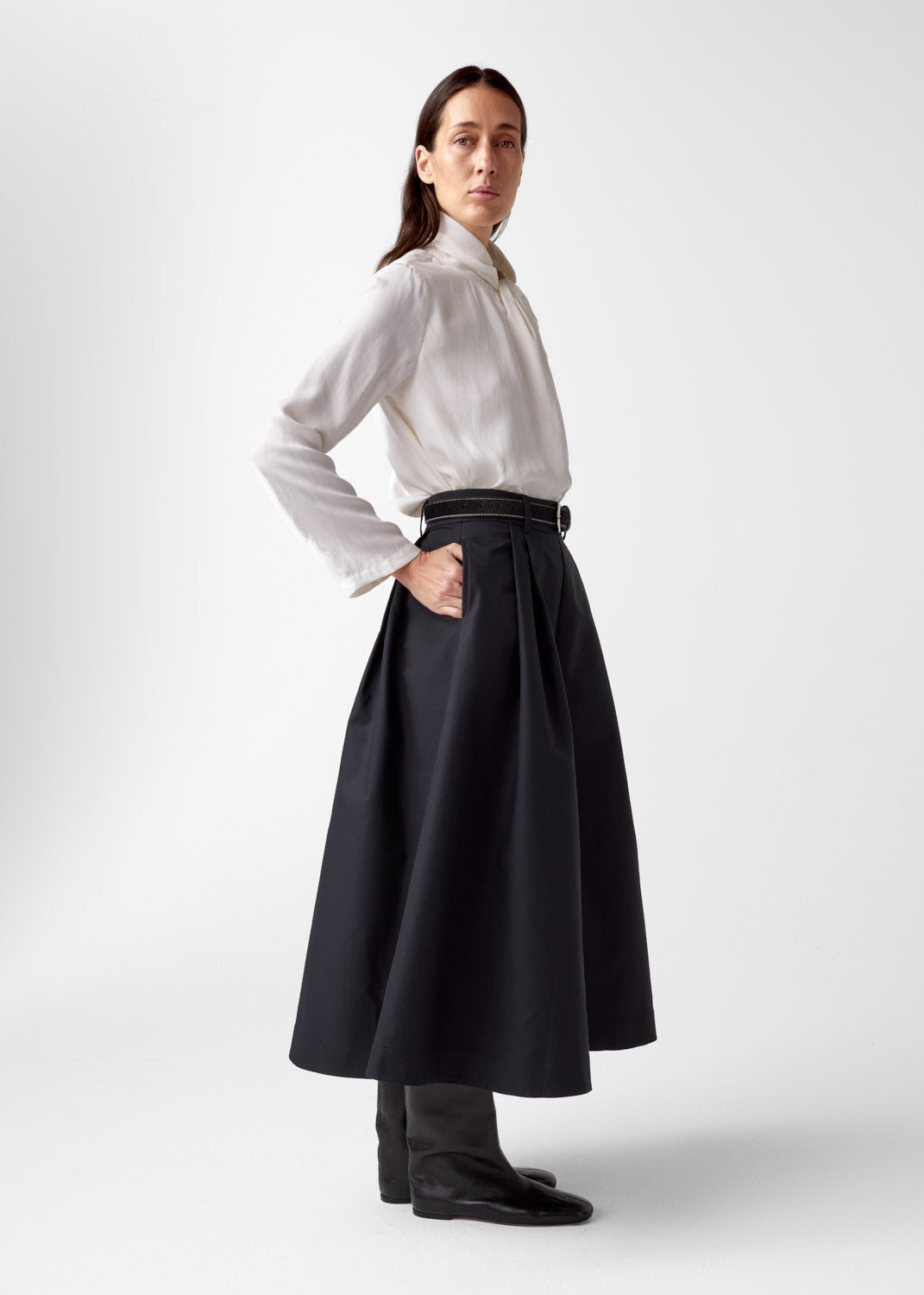 AKS LABEL International Hillevi blouse 03_Tops 9001 White