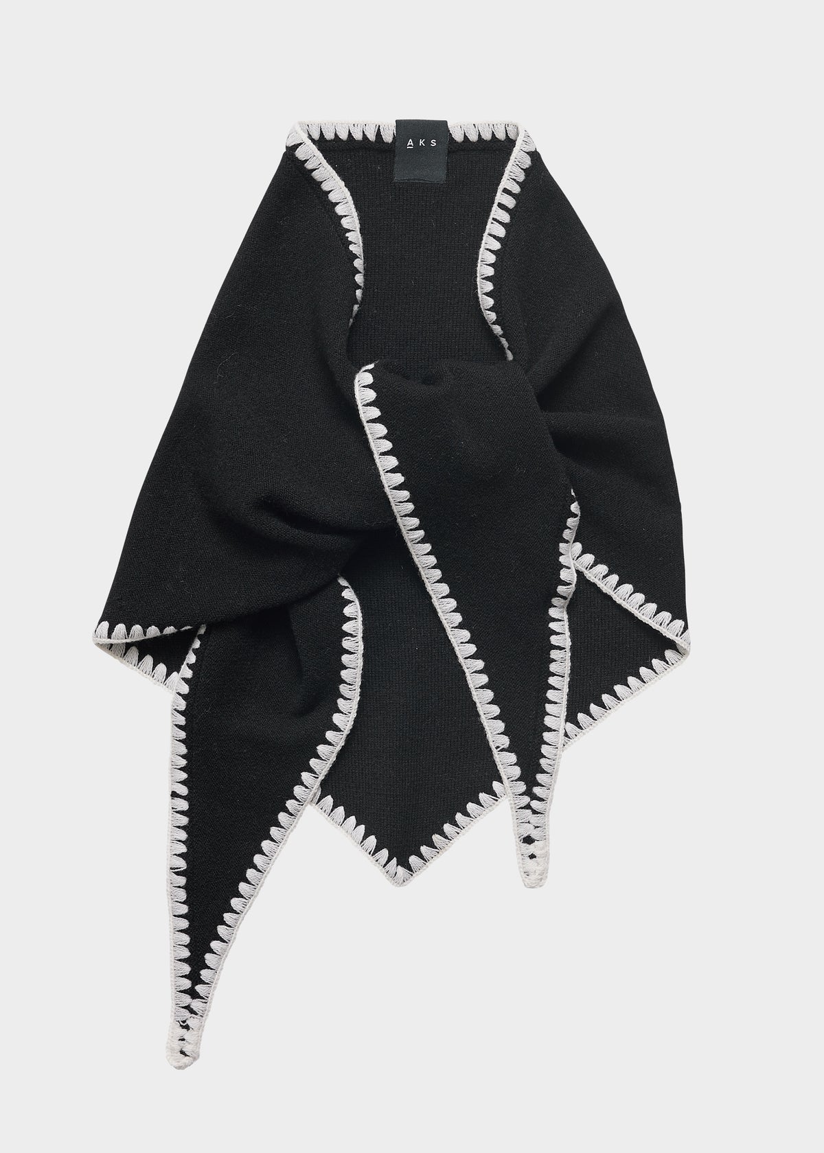 AKS LABEL International Mina Stitched Merino Scarf 09_Scarfs 9090 Black