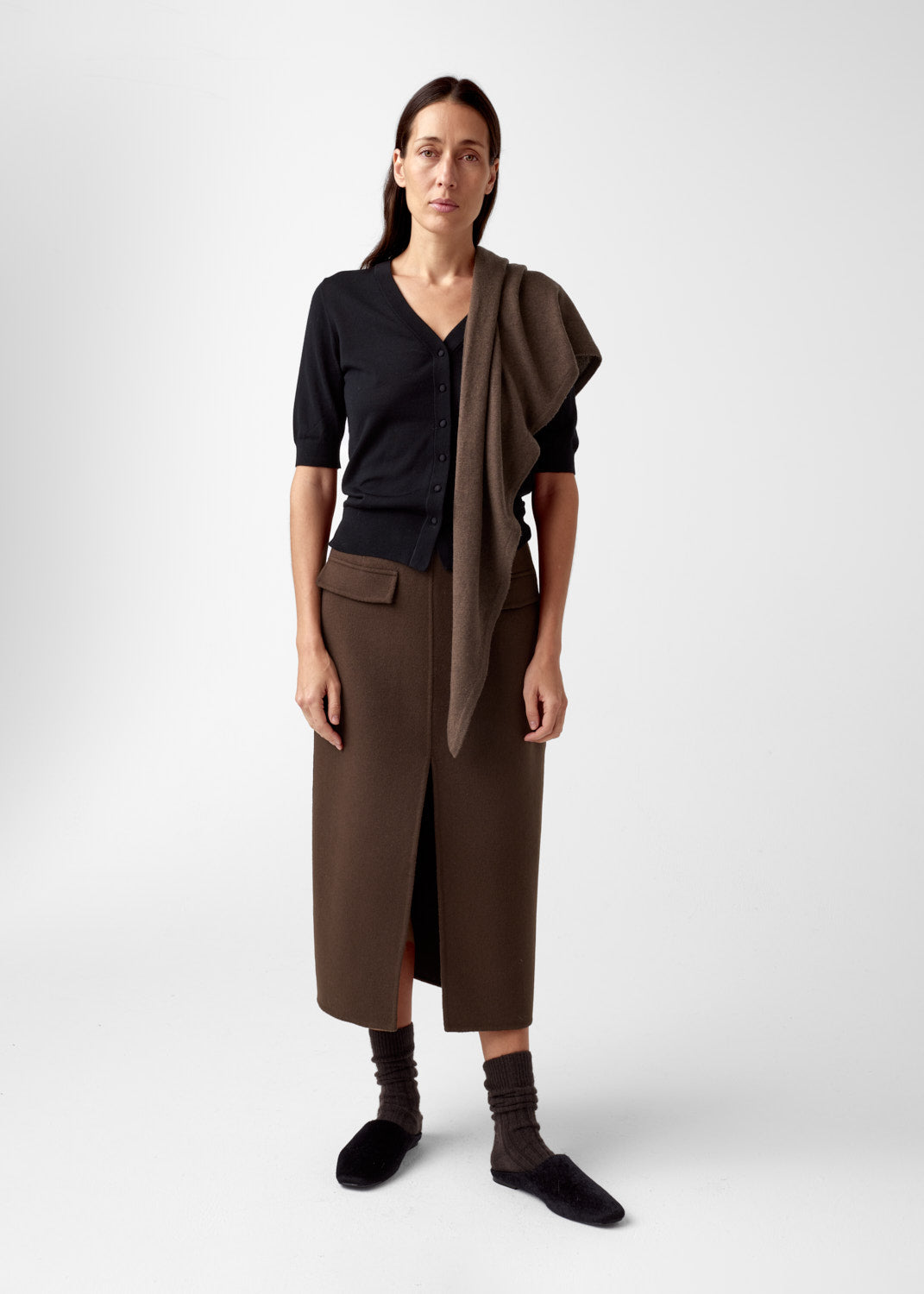 AKS LABEL International Preta wool skirt 06_Skirts 8069 Espresso