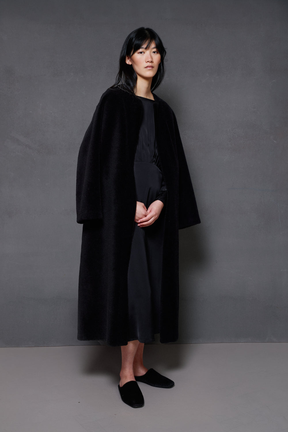 AKS LABEL International Sitra lamb fur coat 01_Coats 9090 Black